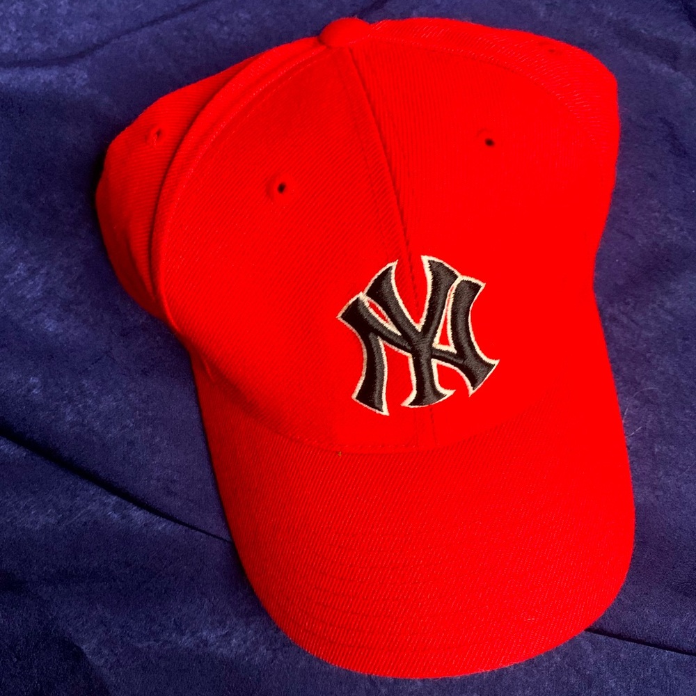 Vintage Red New York Yankees Hat
